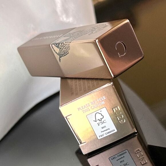 Ltd Edition Chantecaille Cheetah Lip Veil Lipstick Desert Lily Earthy Pink Nude - Picture 12 of 12